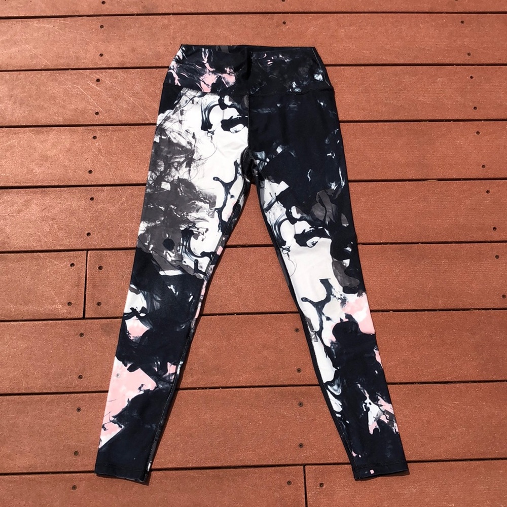 Scorpio sol workout leggings